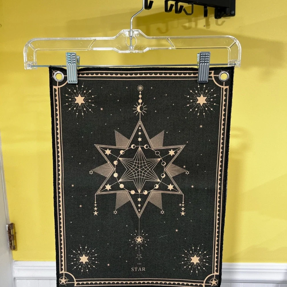 Black and Tan Star Tapestry